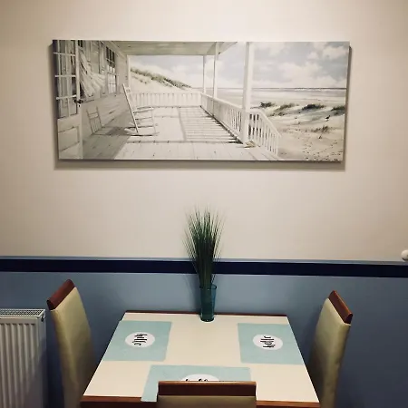 Apartamenty Zamki Na Piasku 우스트카